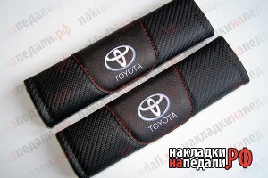 Накладки на ремни под карбон Toyota